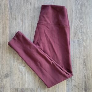 Lysse Burgundy Leggings Size Small